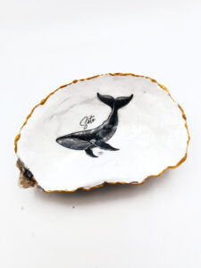 Huitre décorée Baleine