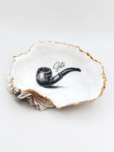 Huitre décorée Pipe Brassens Sète